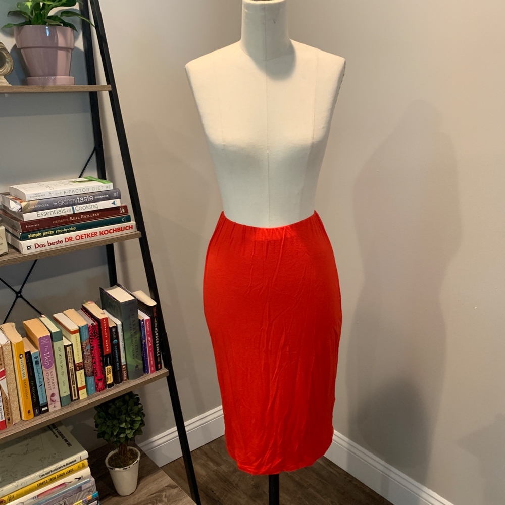 NWOT Red Bodycon Slim Midi Skirt